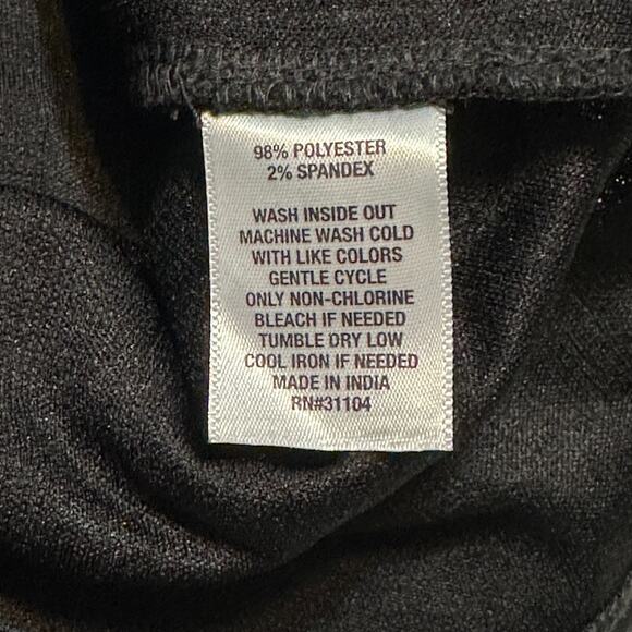 Crown & Ivy Black Jacquard Top Blouse Plus 4X Ruffle V-Neck 3/4 Sleeve NWT - Picture 9 of 9